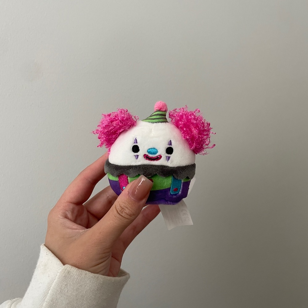 Squishmallow Umberto Micromallow